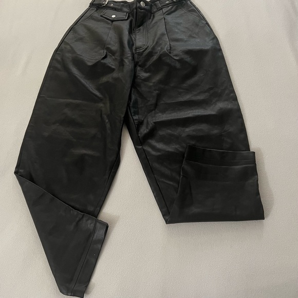 ZARA Oversized Faux Leather Baggy Pants Size 4 - Picture 2 of 7
